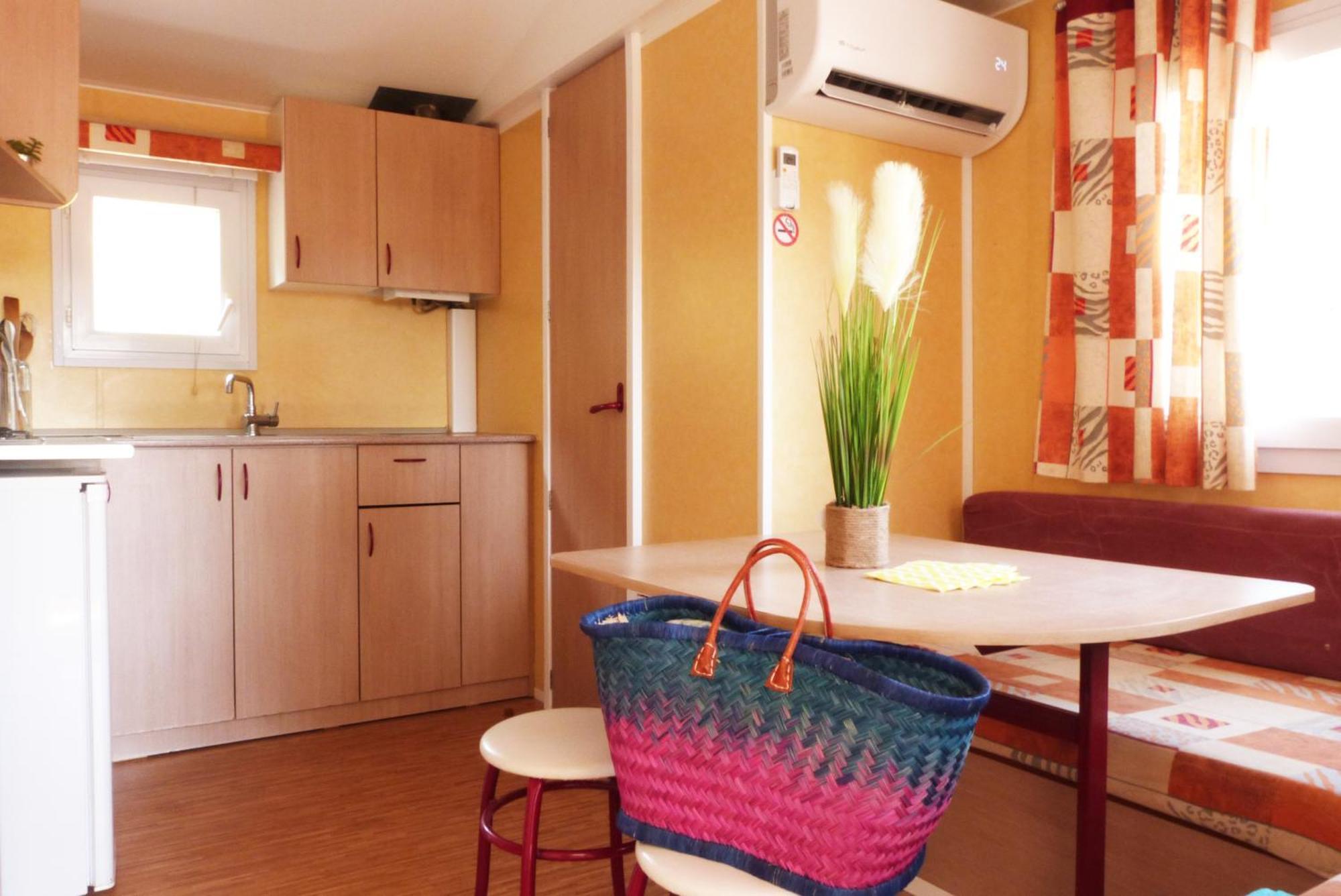Camping le Méditerranée Hyères Habitación foto
