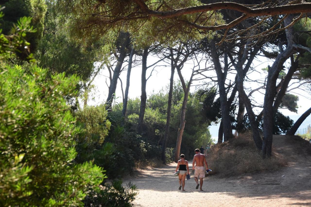 Camping le Méditerranée Hyères Exterior foto